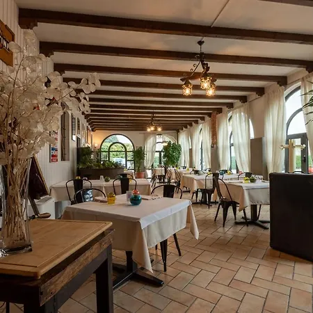 Il Glicine Ristorante לינה וארוחת בוקר Cazzago San Martino